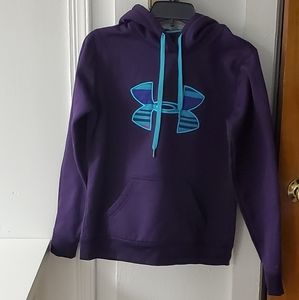 Beautiful jacket use only twice.